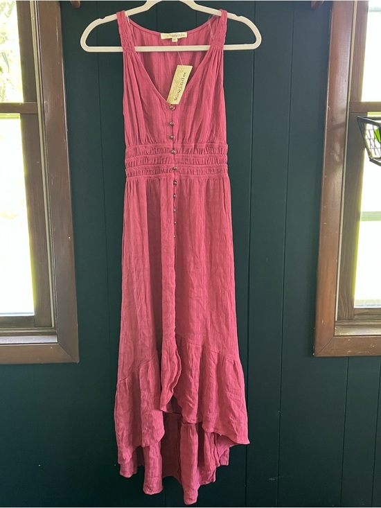 Rewind Dresses & Skirts - Rewind Raspberry Pink V-Neck Button-Front Dress